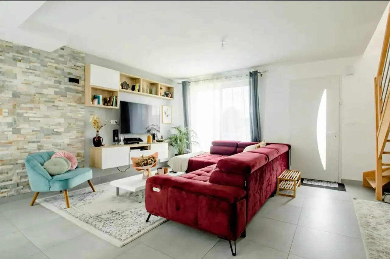 Holiday home Maison De Vacances Familiale A 15 Minutes De Saint-Malo Miniac-Morvan